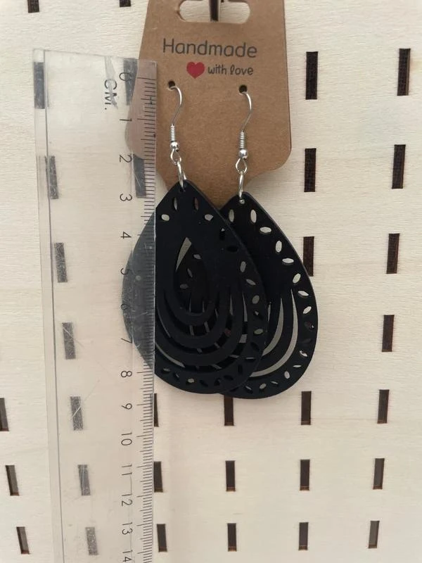 Wooden earrings model 7 – photo 2